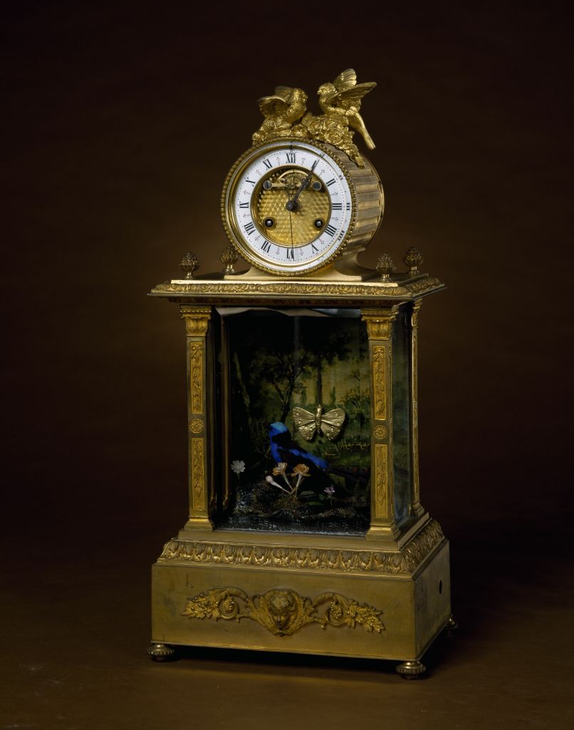 图片[1]-Bronze plated butterfly pendulum birdsong clock-China Archive